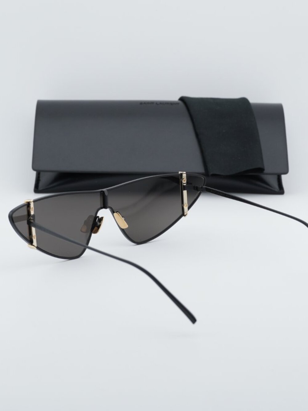 Saint Laurent SL536 001 Rimless Shield Sunglasses - Black - Picture 4 of 10